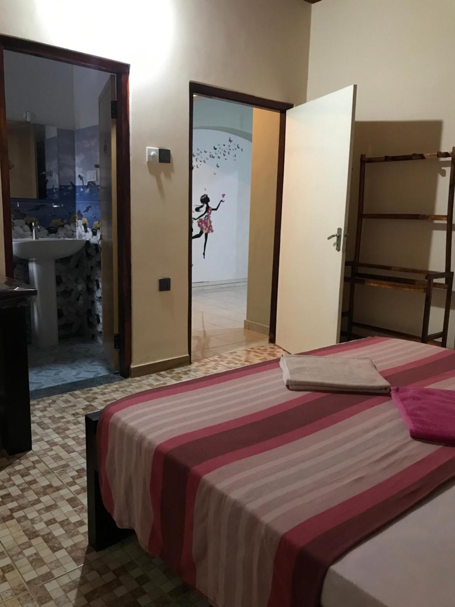 Villa Rodrigo Lite Negombo Esterno foto