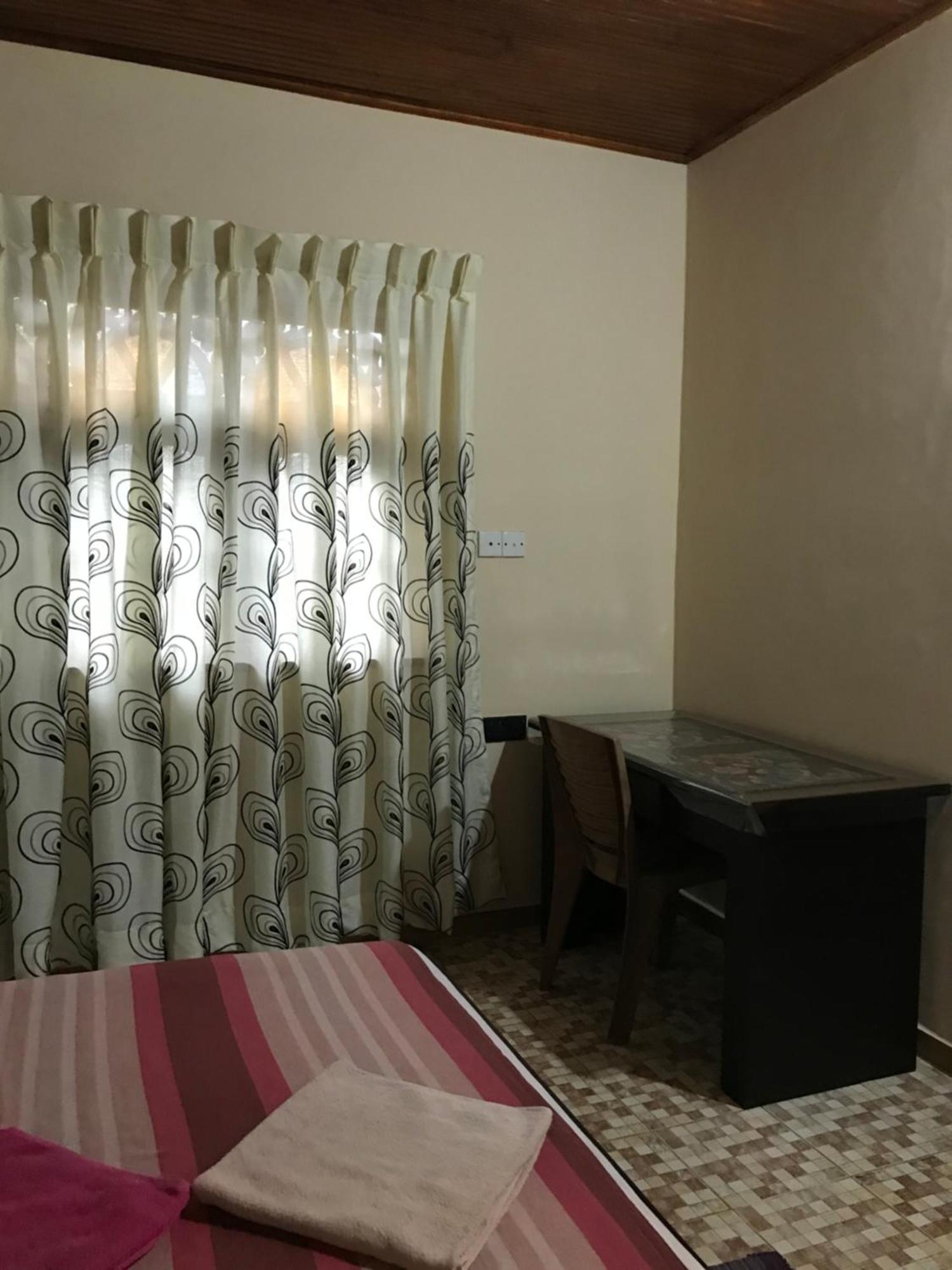 Villa Rodrigo Lite Negombo Esterno foto
