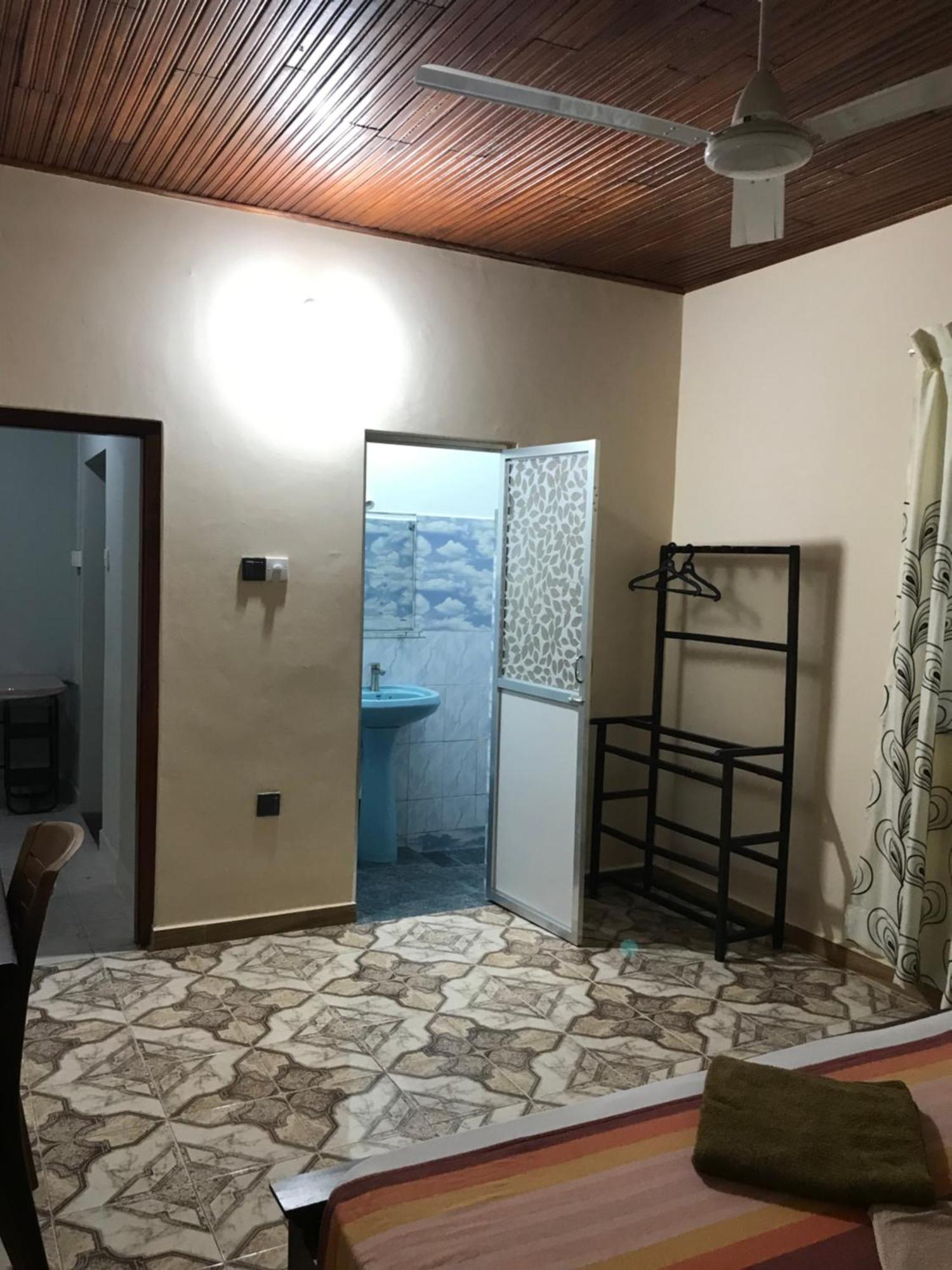 Villa Rodrigo Lite Negombo Esterno foto