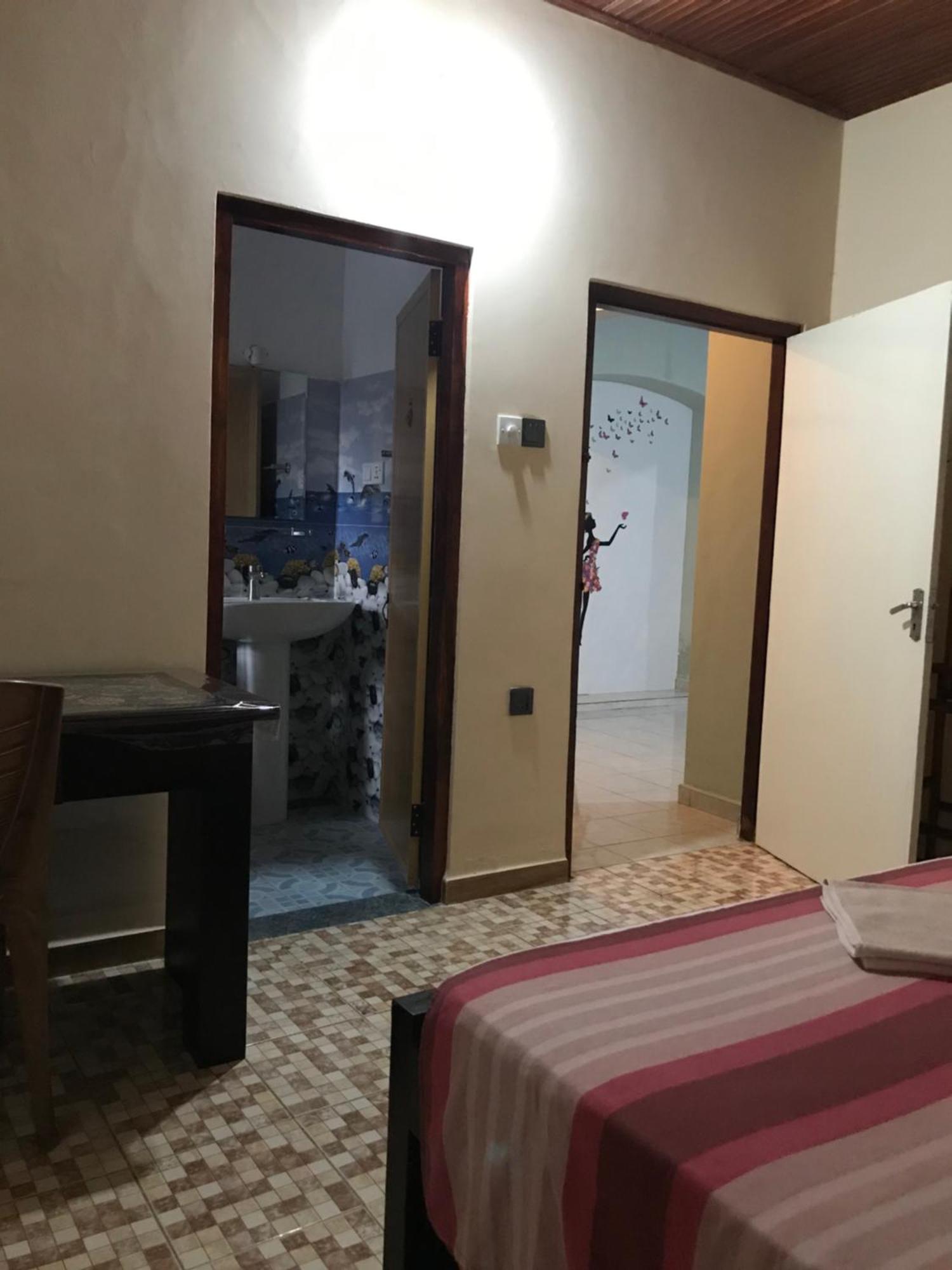 Villa Rodrigo Lite Negombo Esterno foto