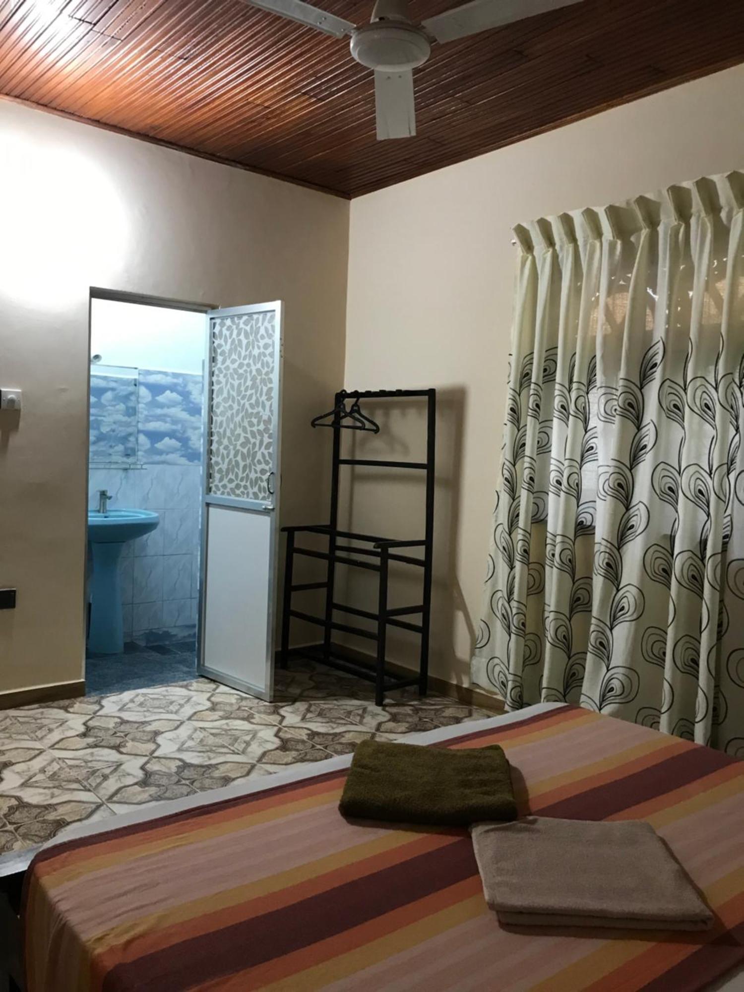 Villa Rodrigo Lite Negombo Esterno foto