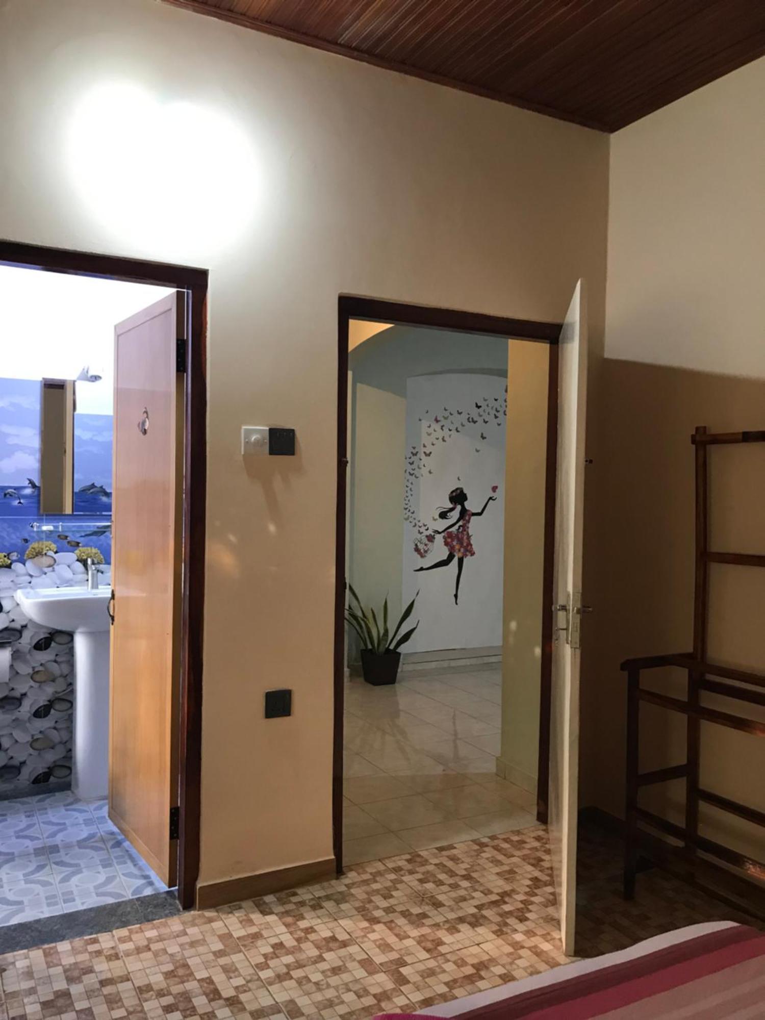 Villa Rodrigo Lite Negombo Esterno foto