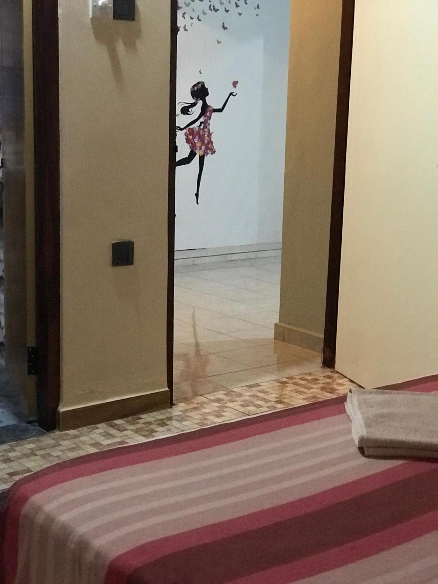 Villa Rodrigo Lite Negombo Esterno foto